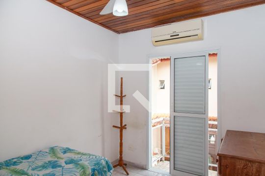 Quarto 1 de casa de condomínio para alugar com 3 quartos, 140m² em Jardim Enseada, Guarujá