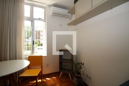 Sala de apartamento para alugar com 1 quarto, 55m² em Asa Sul, Brasília