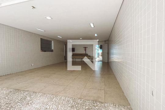 Garagem de casa à venda com 5 quartos, 561m² em Jardim São Bento, São Paulo