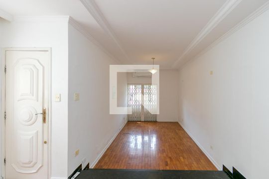 Sala de casa à venda com 2 quartos, 160m² em Vila Cordeiro, São Paulo