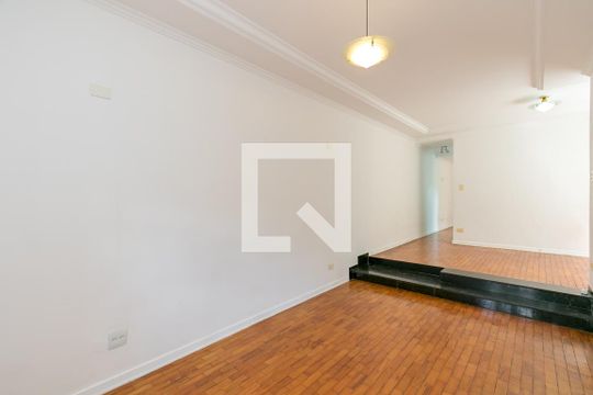 Sala de casa à venda com 2 quartos, 160m² em Vila Cordeiro, São Paulo