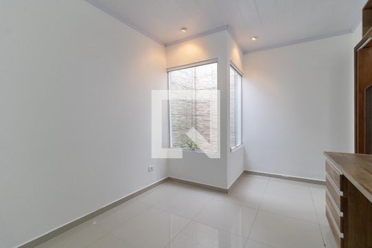 Quarto 2 de casa para alugar com 2 quartos, 70m² em Vila Marte, São Paulo