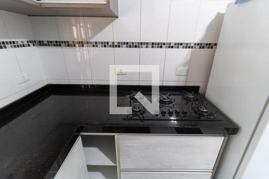 Cozinha de casa para alugar com 2 quartos, 70m² em Vila Marte, São Paulo