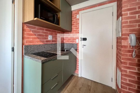 Cozinha de apartamento à venda com 1 quarto, 26m² em Vila Nova Conceição, São Paulo