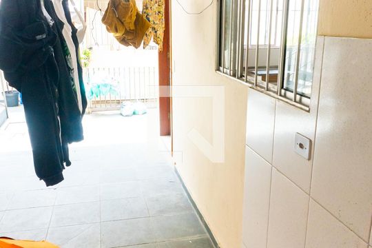 Área de Serviço de casa de condomínio para alugar com 1 quarto, 35m² em Cidade Ademar, São Paulo
