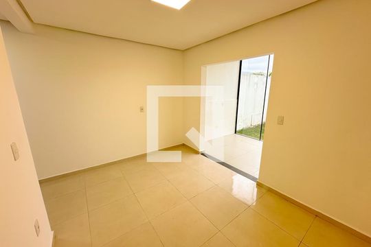 Sala de Jantar de casa para alugar com 2 quartos, 97m² em São João do Rio Vermelho, Florianópolis