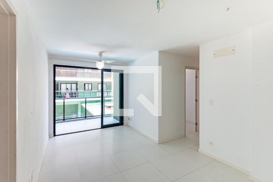 Sala de apartamento à venda com 2 quartos, 65m² em Pechincha, Rio de Janeiro