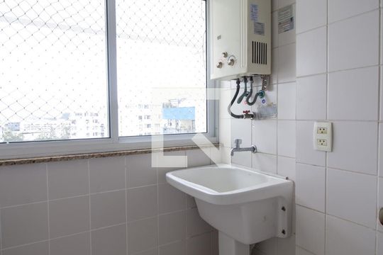 Cozinha e Área de Serviço de apartamento para alugar com 2 quartos, 67m² em Recreio dos Bandeirantes, Rio de Janeiro