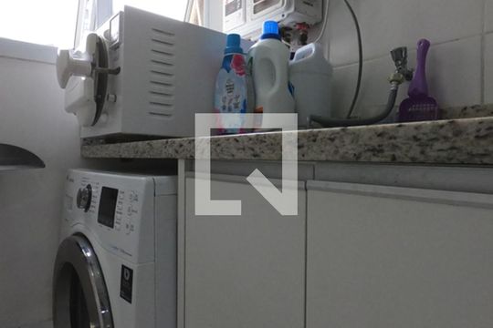Área de Serviço de apartamento para alugar com 3 quartos, 72m² em Jardim Parque Morumbi, São Paulo