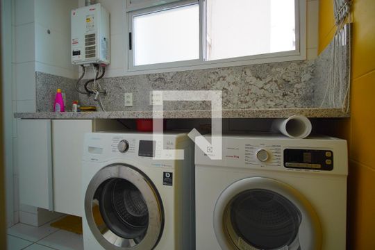 Area de serviço  de apartamento à venda com 3 quartos, 129m² em Jardim do Salso, Porto Alegre