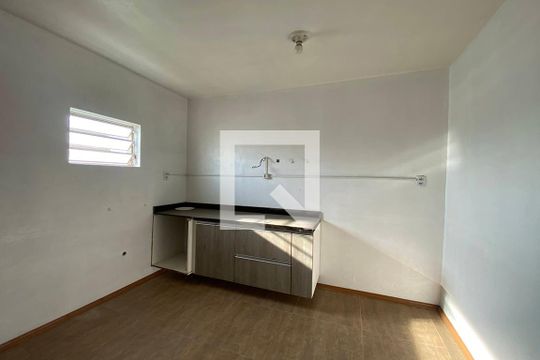 Cozinha de casa à venda com 4 quartos, 300m² em Scharlau, São Leopoldo