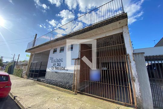 Fachada de casa à venda com 4 quartos, 300m² em Scharlau, São Leopoldo