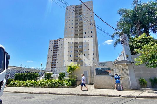 Fachada de apartamento para alugar com 2 quartos, 48m² em Vila João Ramalho, Santo André
