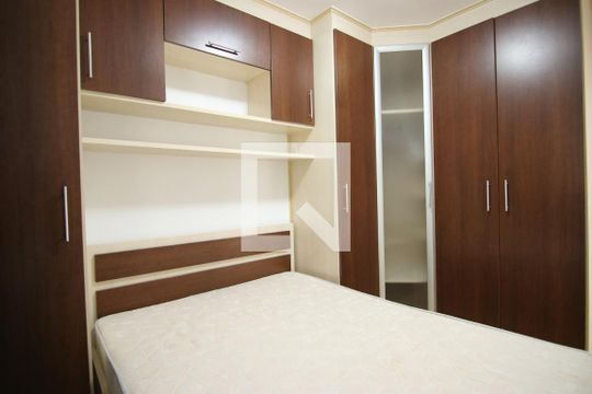 Quarto 1 de apartamento para alugar com 2 quartos, 50m² em Vila Ré, São Paulo