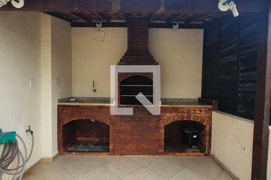 Churrasqueira de apartamento à venda com 2 quartos, 85m² em Grajaú, Rio de Janeiro