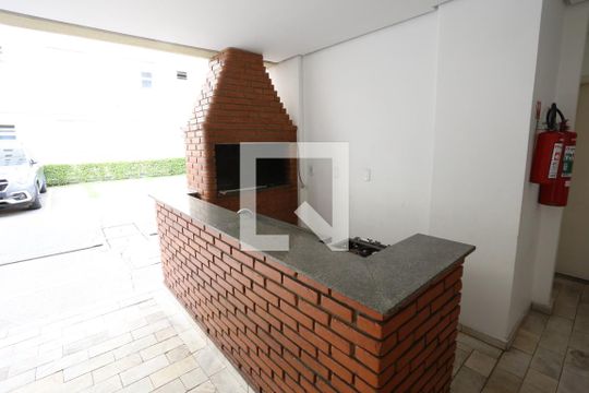 Área comum - Churrasqueira de apartamento para alugar com 2 quartos, 47m² em Jardim Santa Teresinha, São Paulo