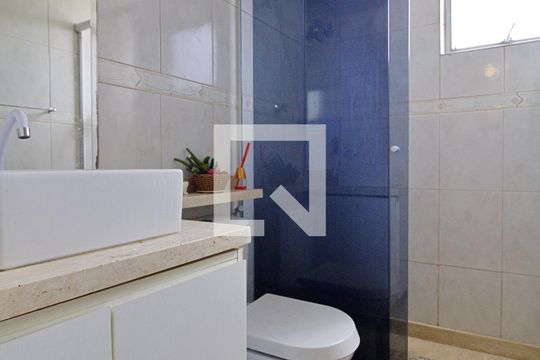 Banheiro de apartamento à venda com 2 quartos, 70m² em Jardim Taboão, São Paulo