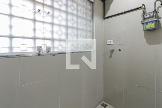 Área de Serviço de apartamento para alugar com 2 quartos, 55m² em Vila Nova Savoia, São Paulo