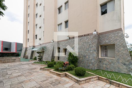 Fachada do Prédio de apartamento para alugar com 2 quartos, 55m² em Vila Nova Savoia, São Paulo