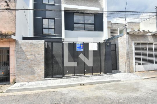 Fachada de apartamento à venda com 2 quartos, 37m² em Vila Carrao, São Paulo