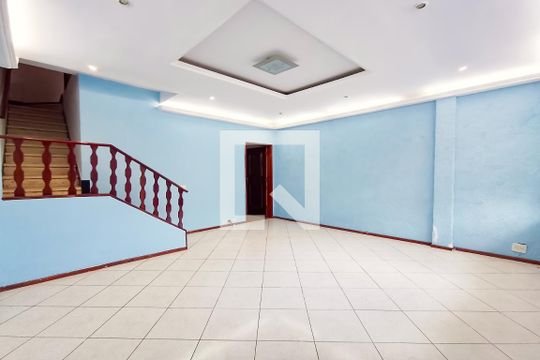 Sala de casa de condomínio à venda com 3 quartos, 132m² em Portuguesa, Rio de Janeiro