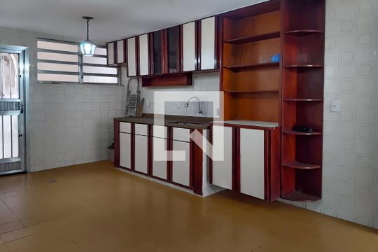 Cozinha de casa de condomínio à venda com 3 quartos, 132m² em Portuguesa, Rio de Janeiro