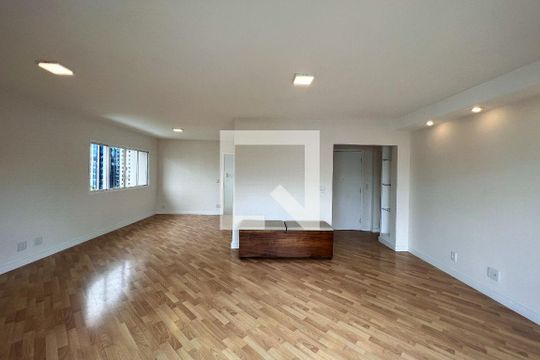 Sala de apartamento à venda com 4 quartos, 185m² em Itaim Bibi, São Paulo