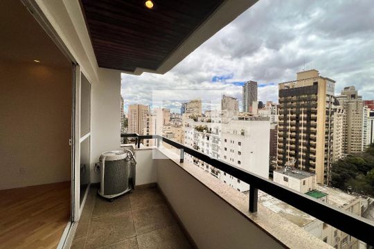 Sacada de apartamento à venda com 4 quartos, 185m² em Itaim Bibi, São Paulo