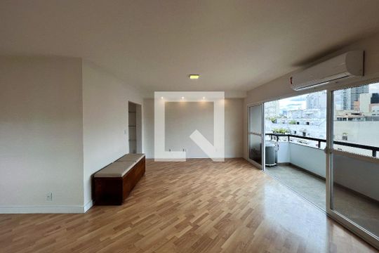 Sala de apartamento à venda com 4 quartos, 185m² em Itaim Bibi, São Paulo