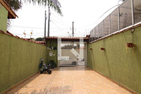 QUintal de casa à venda com 3 quartos, 84m² em Jardim Lisboa, São Paulo