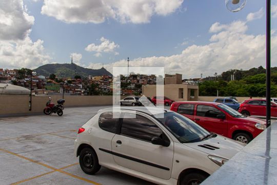 Garagem de apartamento para alugar com 2 quartos, 43m² em Vila Pirituba, São Paulo