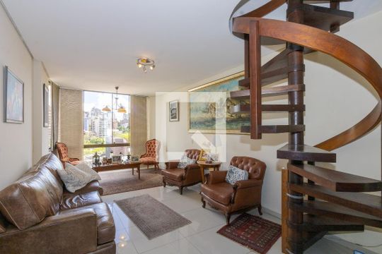 Sala de apartamento para alugar com 3 quartos, 371m² em Petrópolis, Porto Alegre
