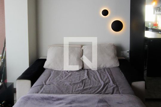Kitnet de kitnet/studio à venda com 1 quarto, 34m² em Aclimação, São Paulo