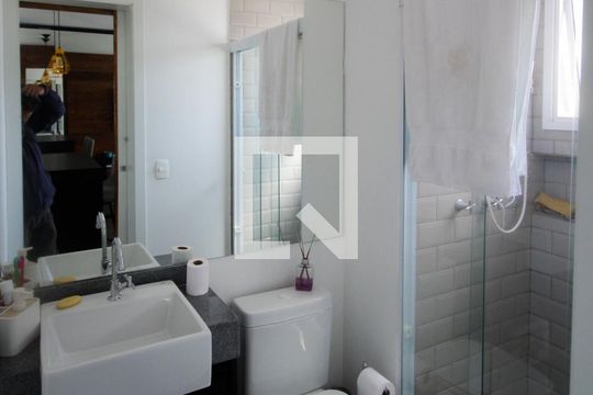 Kitnet - Banheiro de kitnet/studio à venda com 1 quarto, 34m² em Aclimação, São Paulo