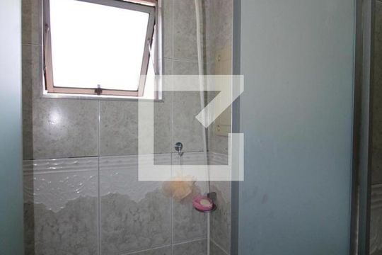 Banheiro de apartamento à venda com 2 quartos, 52m² em Vila Ema, São Paulo