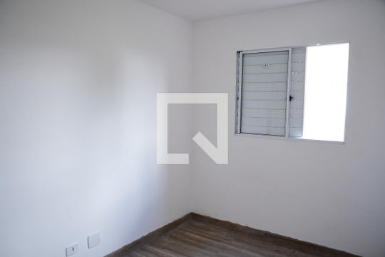 Quarto 1  de apartamento para alugar com 2 quartos, 50m² em Barro Branco, Cotia