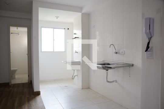 Cozinha de apartamento para alugar com 2 quartos, 50m² em Barro Branco, Cotia