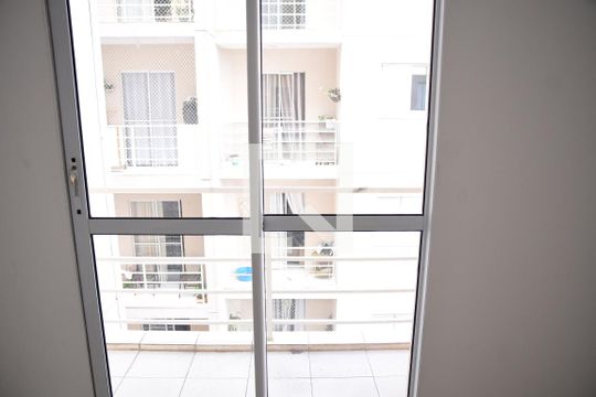 Sala de apartamento para alugar com 2 quartos, 50m² em Barro Branco, Cotia