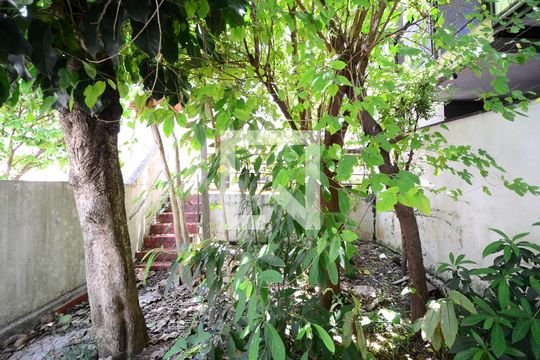 Quintal de casa à venda com 4 quartos, 140m² em Vila Clementino, São Paulo
