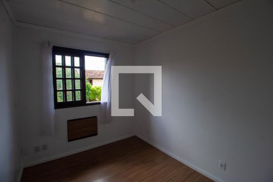 Quarto 2 de casa de condomínio à venda com 2 quartos, 45m² em Vicentina, São Leopoldo