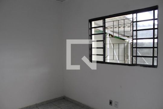 Casa para alugar com 1 quarto, 68m² em Vila Carbone, São Paulo