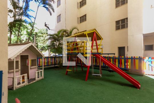 Área comum - Playground de apartamento para alugar com 3 quartos, 65m² em Vila Ivone, São Paulo