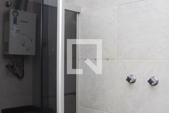 Banheiro Social de apartamento para alugar com 2 quartos, 79m² em Lins de Vasconcelos, Rio de Janeiro