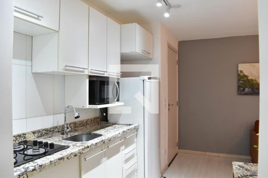 Studio de kitnet/studio para alugar com 1 quarto, 28m² em Bacacheri, Curitiba