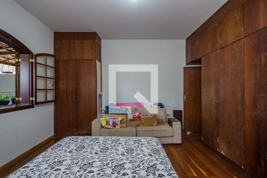 Casa para alugar com 4 quartos, 150m² em Havaí, Belo Horizonte