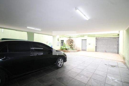 Garagem  de casa para alugar com 5 quartos, 350m² em Chácara Belenzinho, São Paulo
