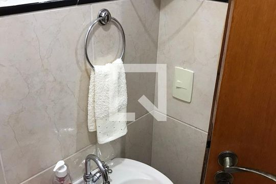 Casa de Condomínio à venda com 3 quartos, 188m² em Parque Bandeirante, Santo André