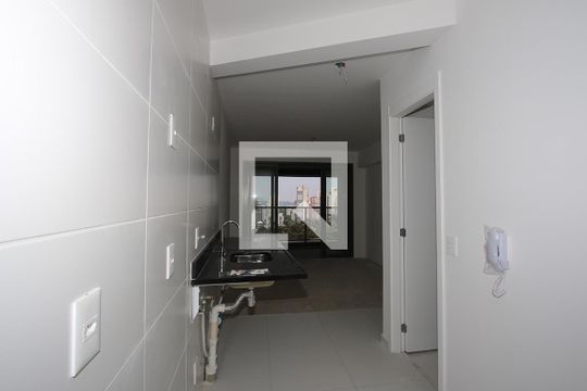 Quarto Studio de kitnet/studio à venda com 1 quarto, 30m² em Sumarezinho, São Paulo