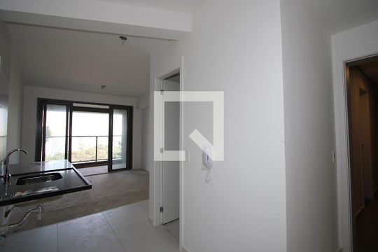 Quarto Studio de kitnet/studio à venda com 1 quarto, 30m² em Sumarezinho, São Paulo