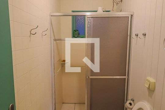 Banheiro de casa à venda com 4 quartos, 105m² em Campina, São Leopoldo